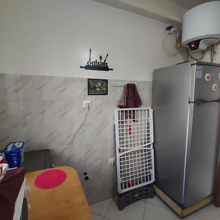 Beautiful Ground-Floor Apartment With Portable Air Conditioning, Parking, And Free Wi-Fi Casablanca Bagian luar foto