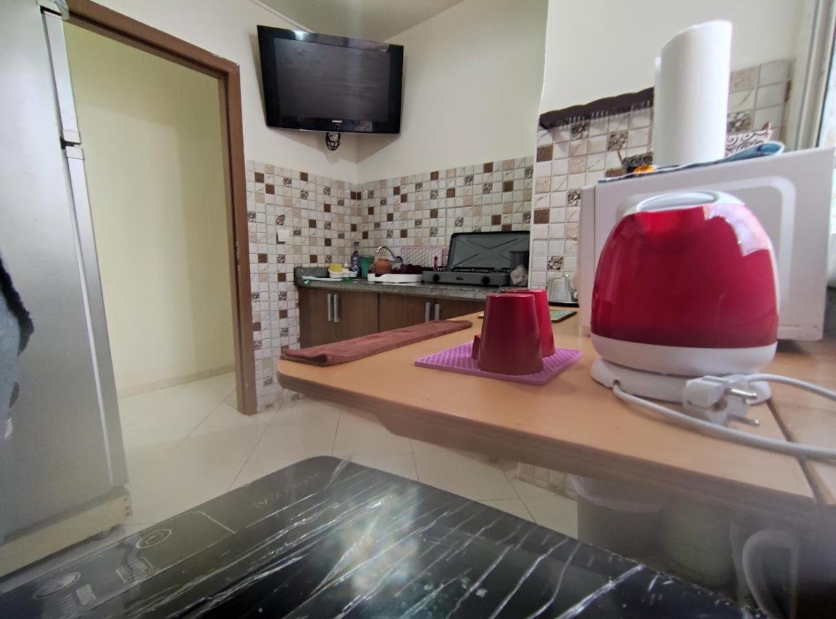 Beautiful Ground-Floor Apartment With Portable Air Conditioning, Parking, And Free Wi-Fi Casablanca Bagian luar foto