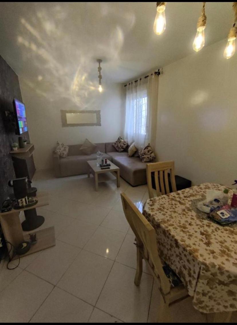 Beautiful Ground-Floor Apartment With Portable Air Conditioning, Parking, And Free Wi-Fi Casablanca Bagian luar foto