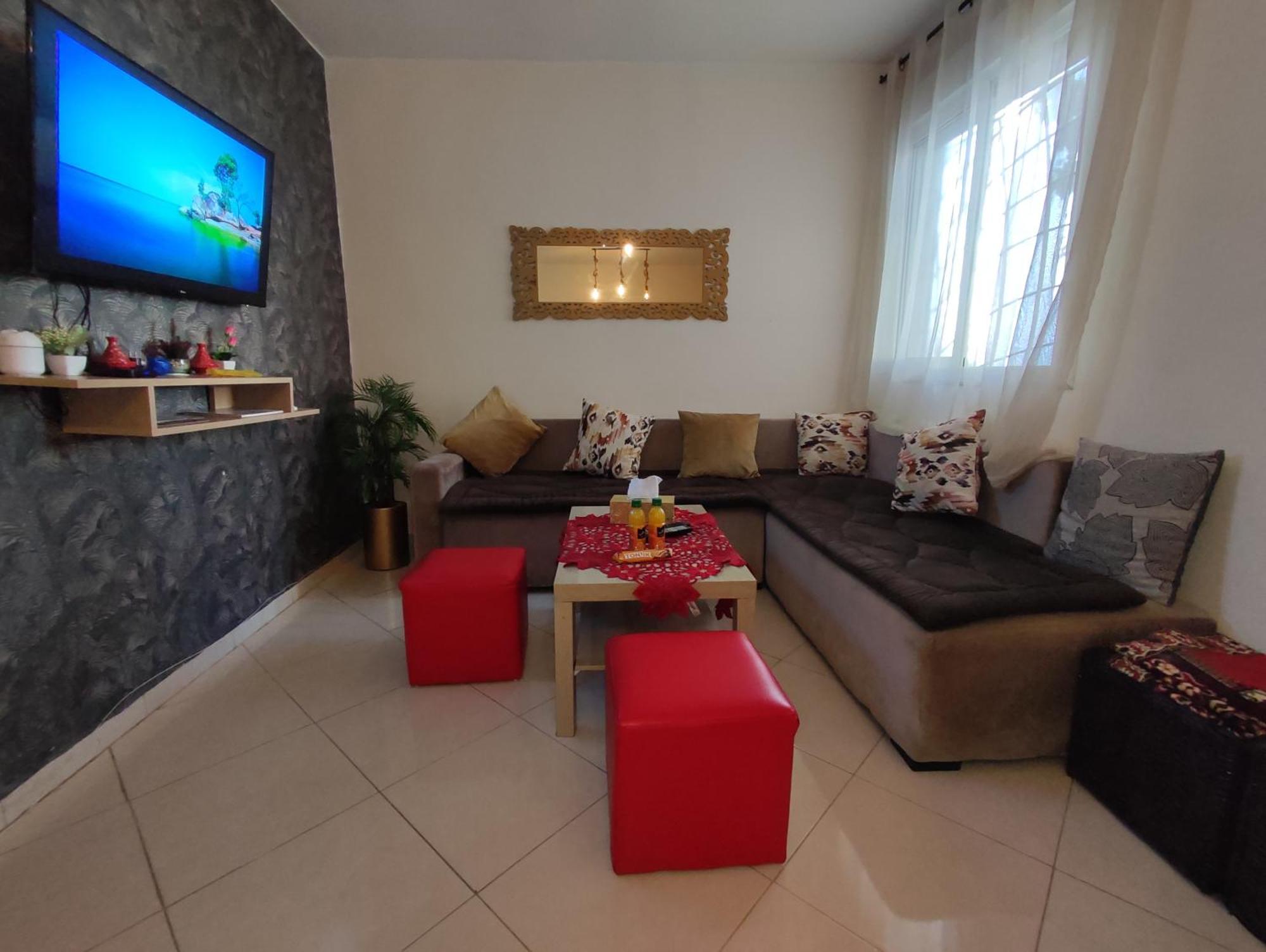 Beautiful Ground-Floor Apartment With Portable Air Conditioning, Parking, And Free Wi-Fi Casablanca Bagian luar foto
